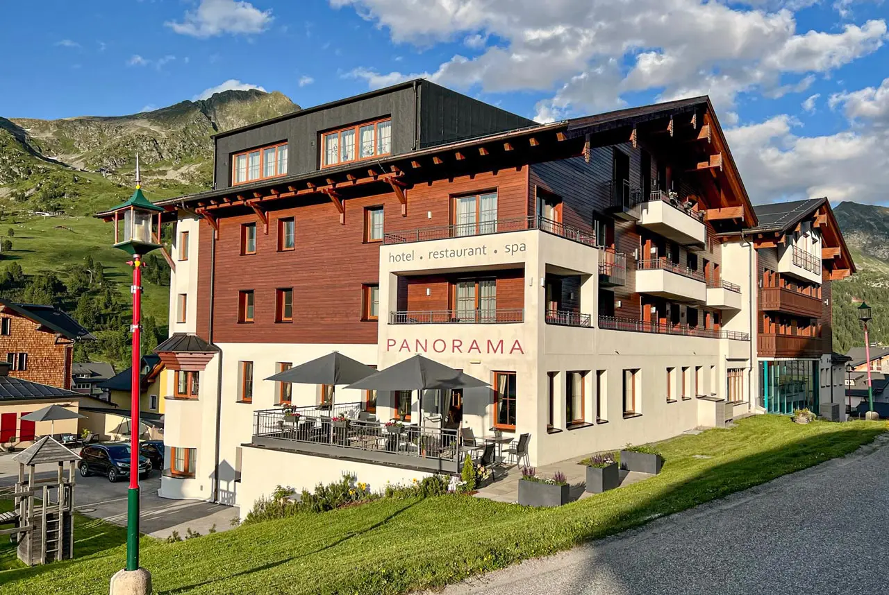 Route99 Motorcycle Store - Mitgliedsbetrieb Hotel Panorama Route99 Motorcycle Store - Mitgliedsbetrieb Hotel Panorama